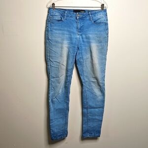 THORN Universal Light Blue Skinny Jeans Size 10